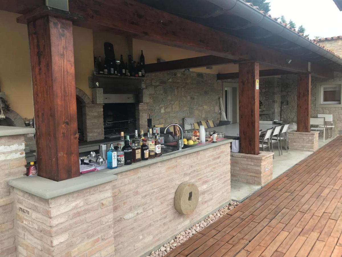 パヴッロ・ネル・フリニャーノ Agriturismo I Tassoniヴィラ エクステリア 写真