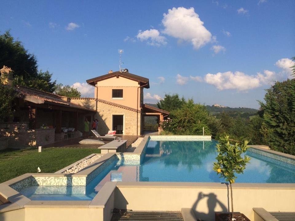 パヴッロ・ネル・フリニャーノ Agriturismo I Tassoniヴィラ エクステリア 写真